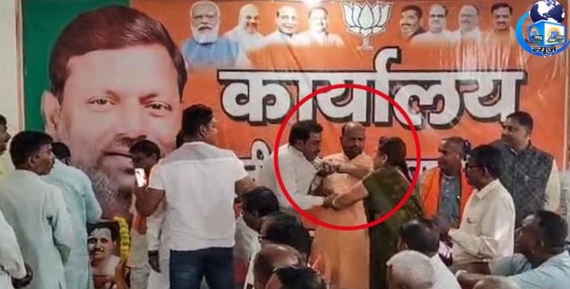 भाजपा समारोह बना विवाद का अखाड़ा