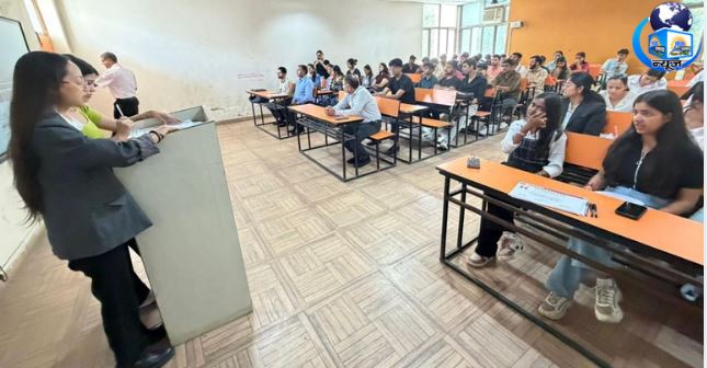 विद्यार्थियों ने किया सामाजिक-विधिक पहलुओं का विश्लेषण