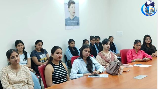 आईएमएस नोएडा में महिलाओं के स्वास्थ्य और स्वच्छता जागरूकता कार्यक्रम का आयोजन