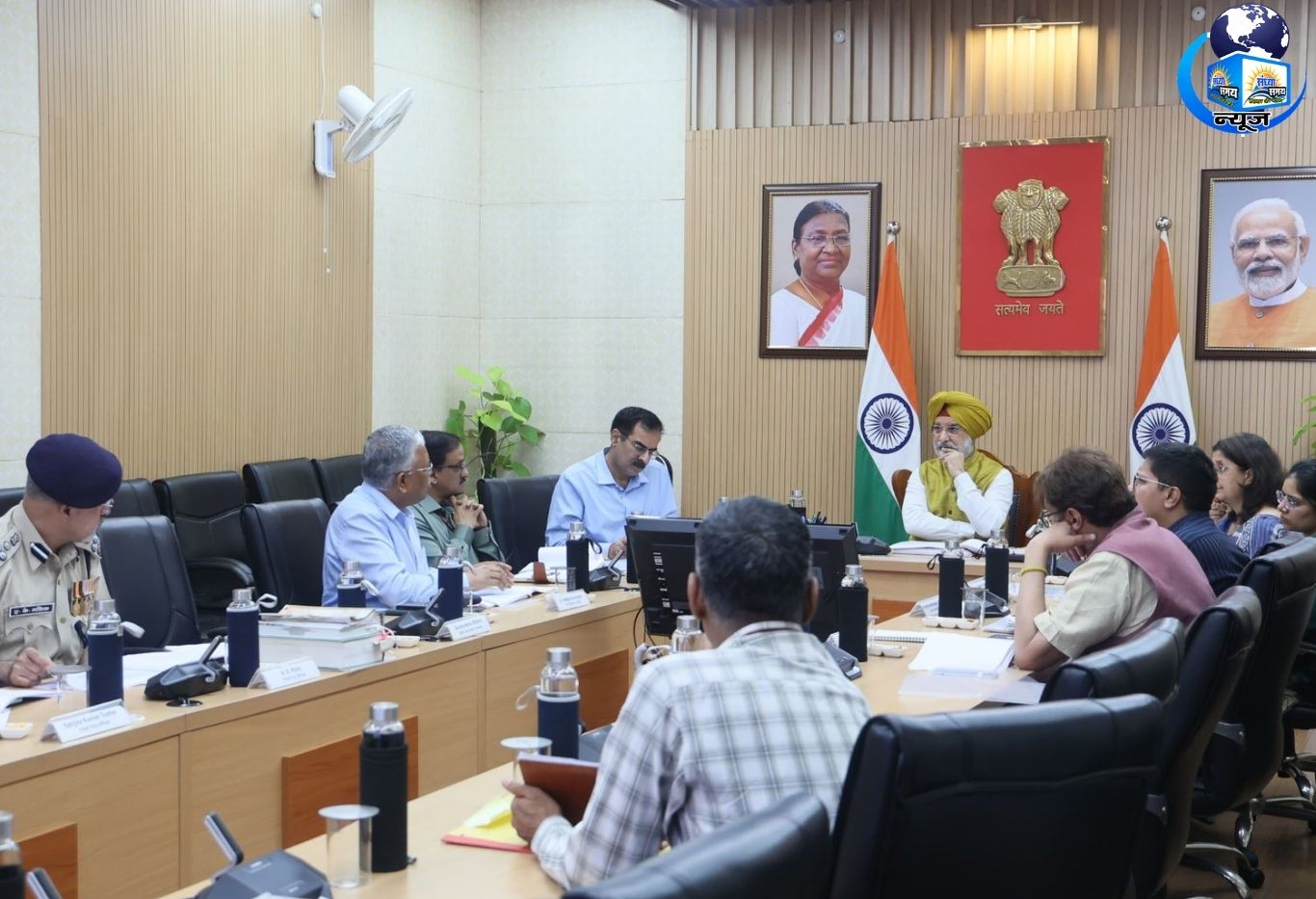 दिल्ली फायर सर्विस के आधुनिकीकरण का एलजी संधू ने खोला खाता