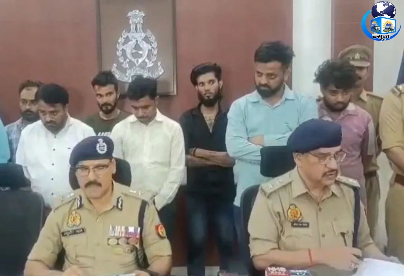 कानपुर पुलिस ने पकड़ा देश का सबसे बड़ा साइबर गिरोह