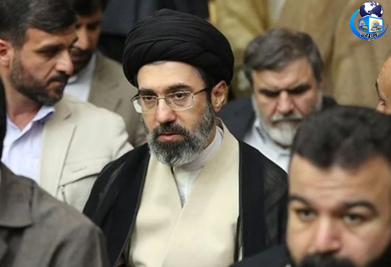 ईरान के नए सुप्रीम लीडर मोजतबा खामेनेई बेहोश?