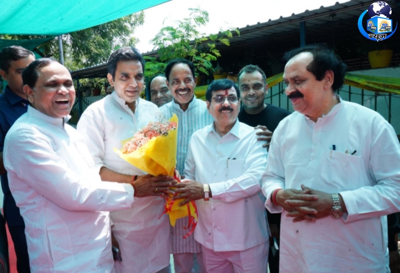 शनि जयंती पर विधायक पंकज सिंह सहित कई गणमान्य पहुंचे मंदिर