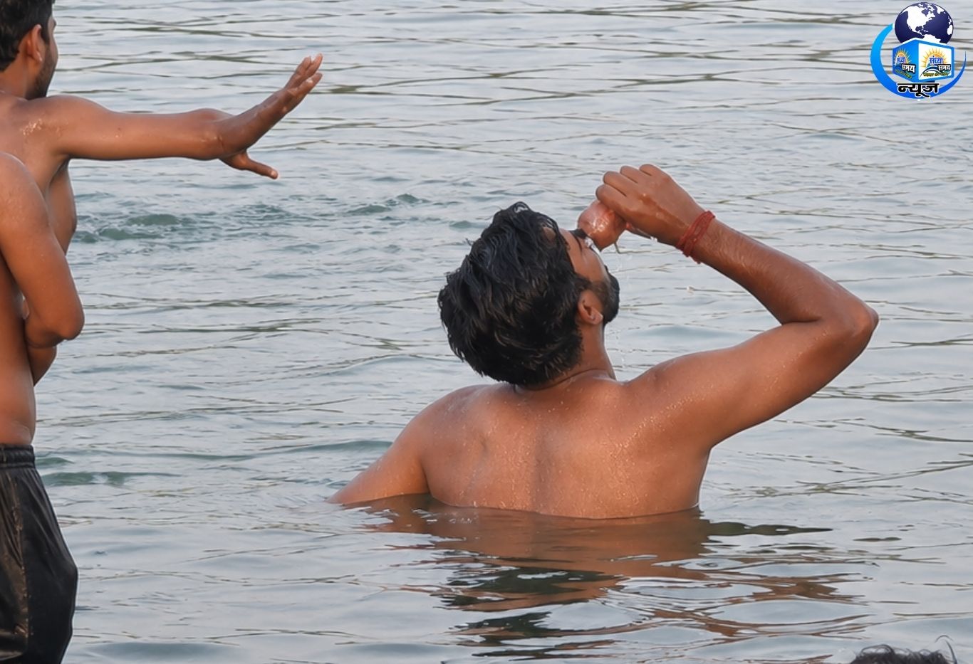 गंगा की पवित्रता से खिलवाड़! सोशल मीडिया पर भड़के लोग (फाइल फोटो)