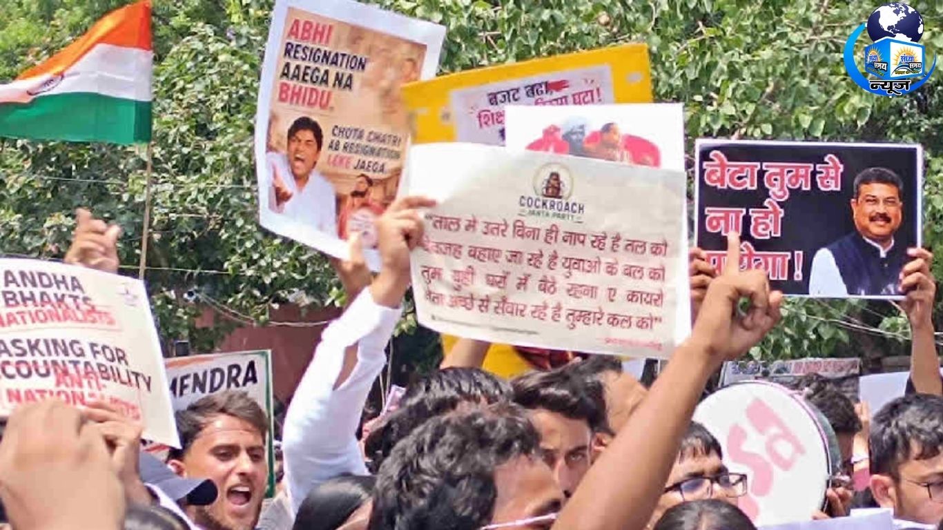 सोशल मीडिया पर वायरल हुआ धरने का यह अनोखा वीडियो