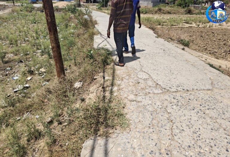 मिर्जापुर: प्रधान-सचिव की मिलीभगत से सरकारी धन का दुरुपयोग