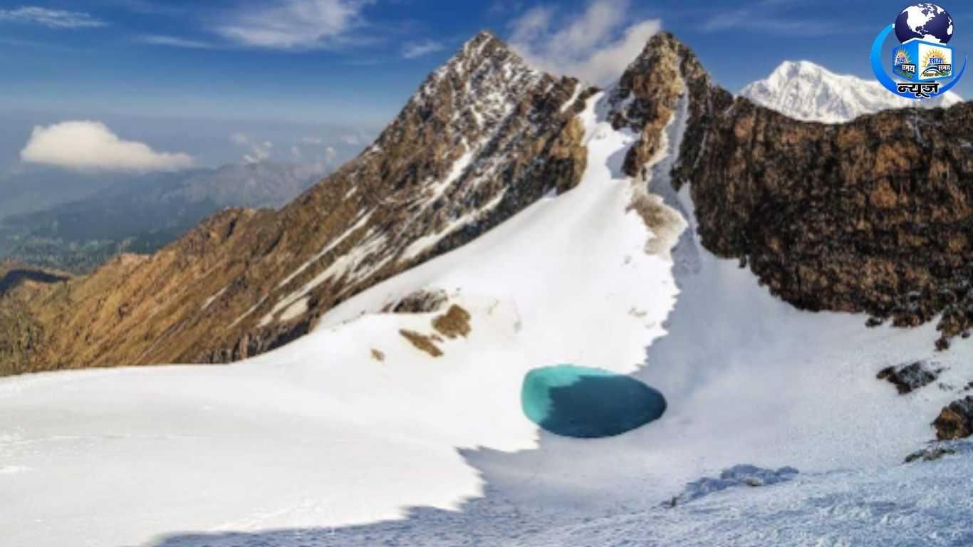 उत्तराखंड के पहाड़ों में छिपी यह बेहद डरावनी रहस्यमयी झील