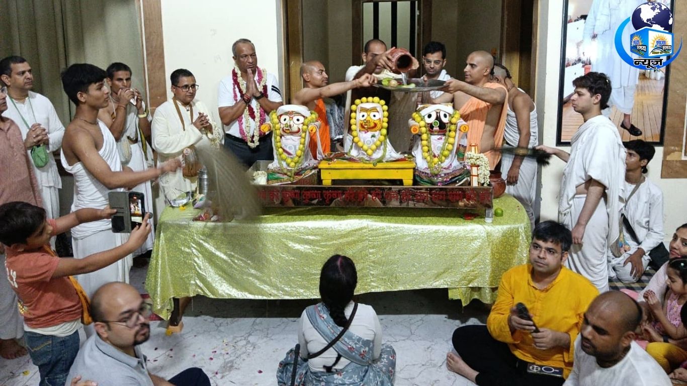 नोएडा एक्सप्रेसवे स्थित इस्कॉन मंदिर में दिव्यता का अनुभव रहा बेहद अनूठा