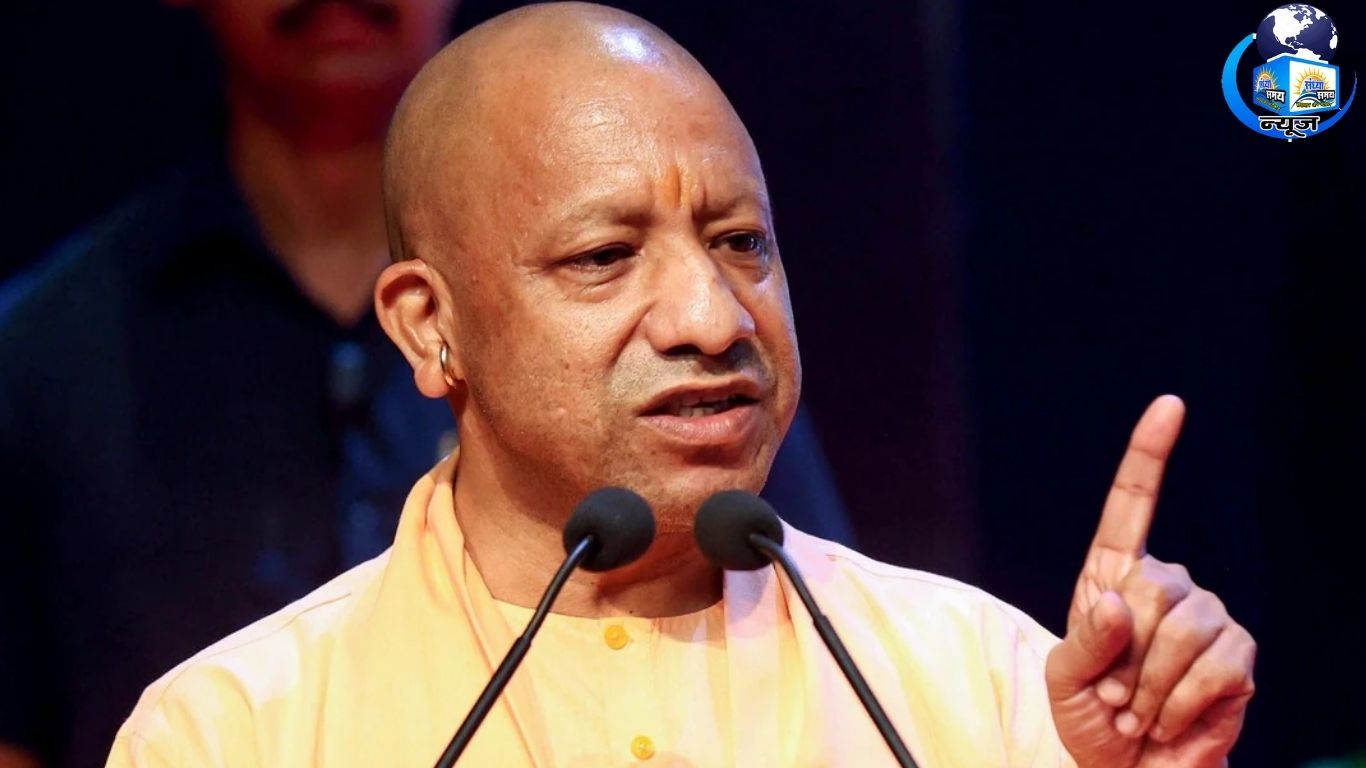 संविधान हत्या दिवस पर योगी ने साधा विपक्ष पर निशाना