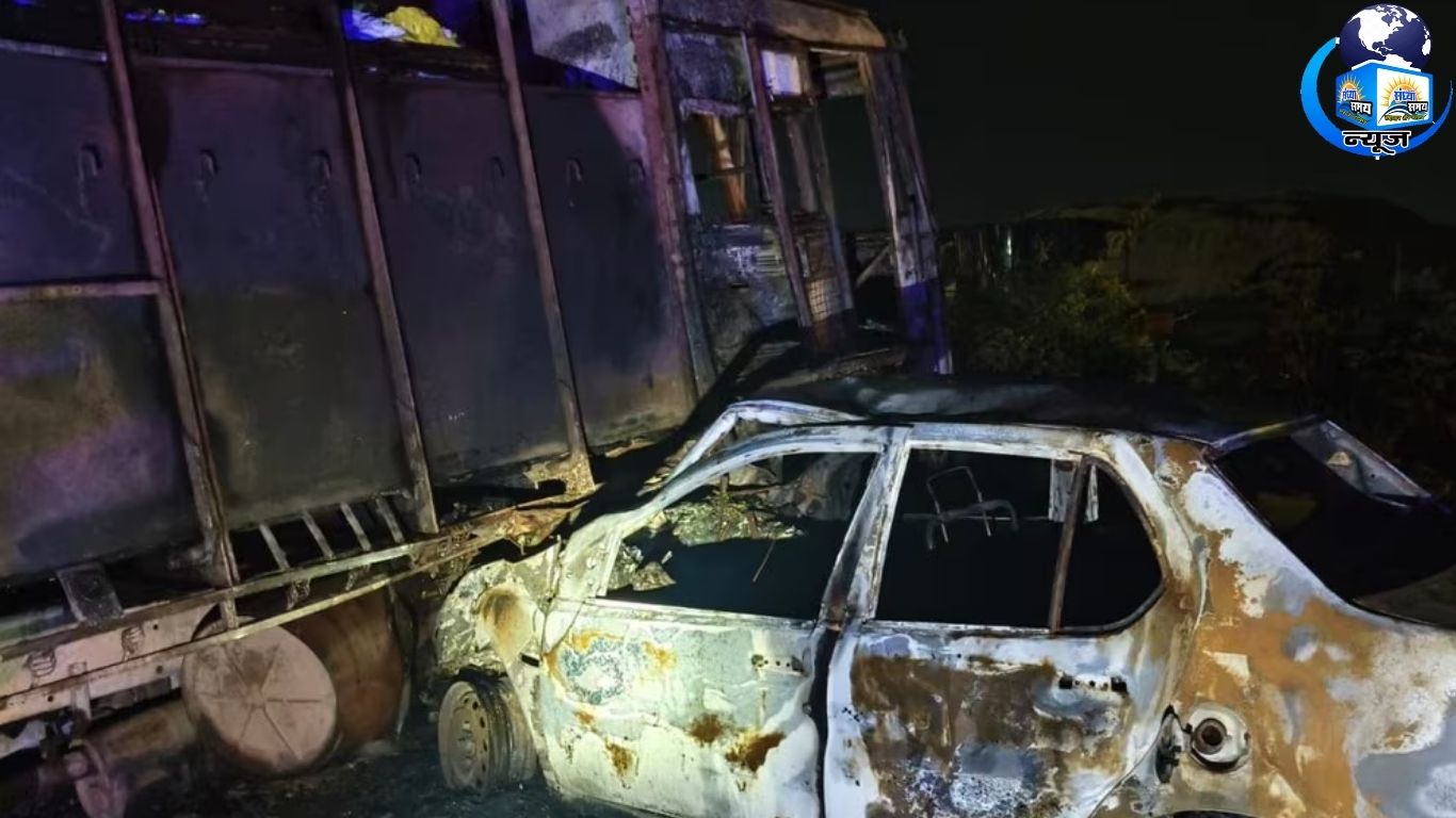 तेज रफ्तार कार की ट्रक से टक्कर, दो जिंदा जले