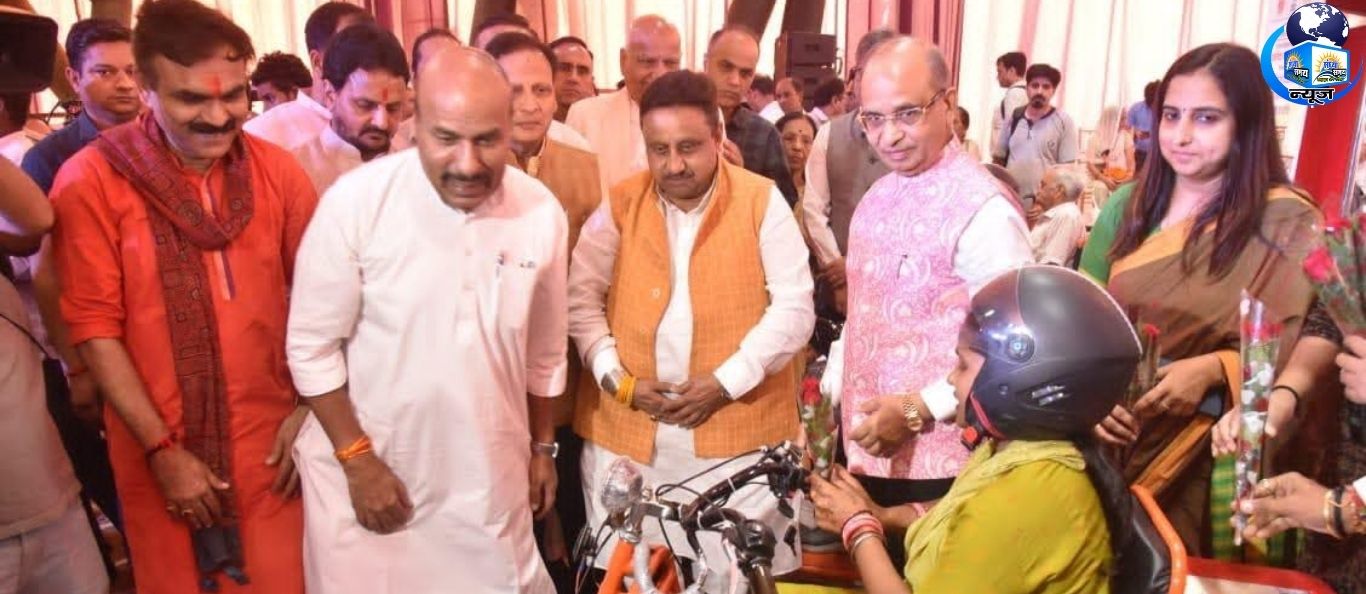"पीएम मोदी के जन्मदिन पर हजारों दिव्यांगों की जिंदगी बदली, जानें कैसे"