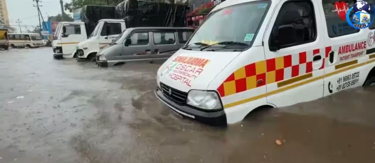 वसई-विरार में मानसून का कहर! गाड़ियां डूबीं, जनजीवन पूरी तरह ठप