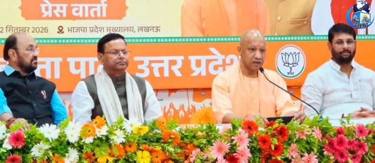 योगी ने खोला मोदी के 25 साल का पूरा सेवा प्लान