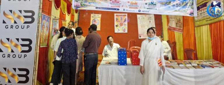नोएडा रामलीला मेले में ब्रह्माकुमारीज का अनोखा आध्यात्मिक संदेश