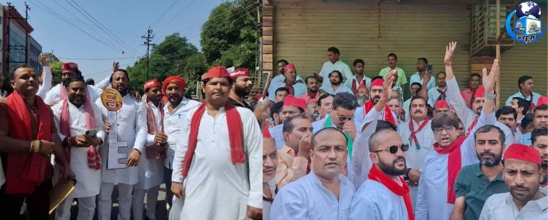 गाजियाबाद में सपा नेताओं ने चुनाव आयोग को घेरा