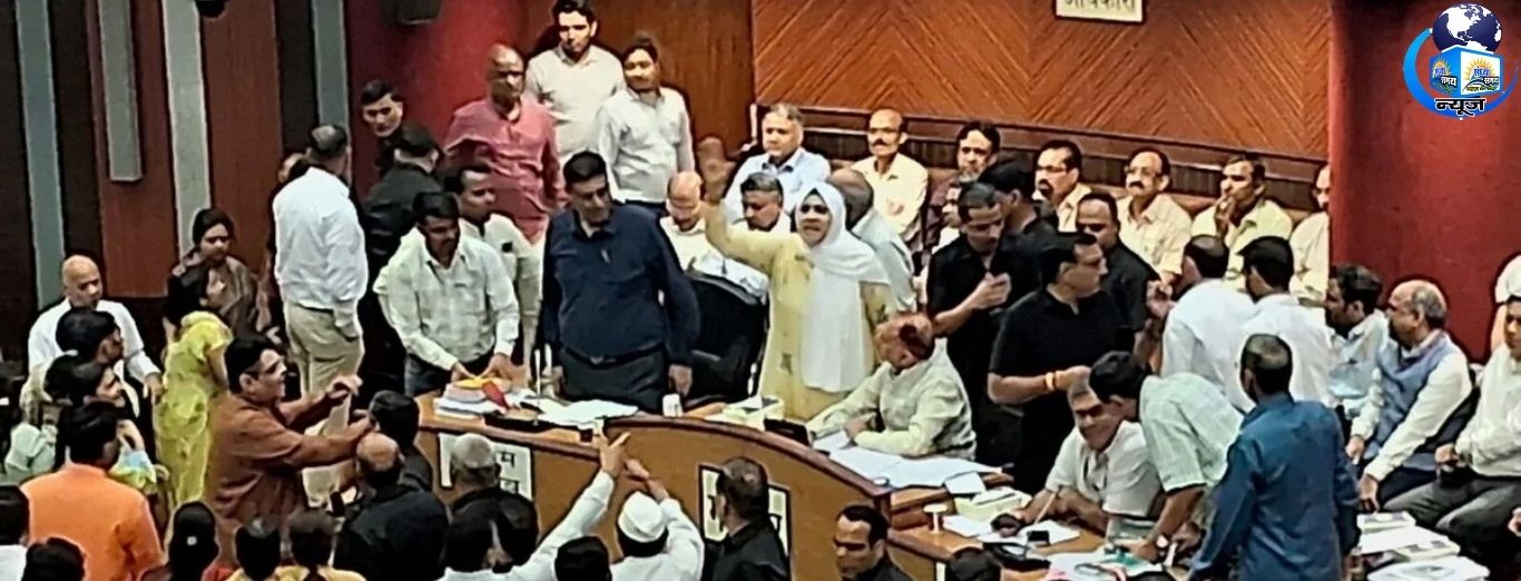 MCD बैठक में हंगामा, 2500 सफाईकर्मी तैनात करने का फैसला