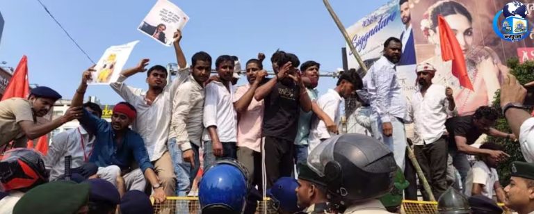 पटना में AISA का मार्च, चुनाव आयोग के खिलाफ नारेबाजी